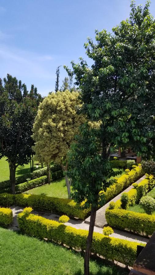 Готель Mataman Gardens Найваша Екстер'єр фото